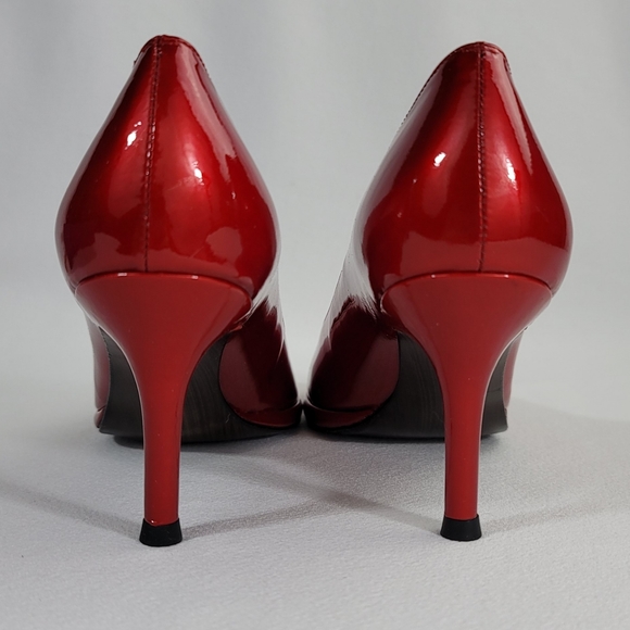 Stuart Weitzman Muse Red Quasar Heels Sz 7 N - Picture 8 of 16